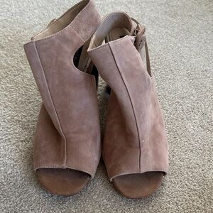 White House Black Market Tan Suede Mules